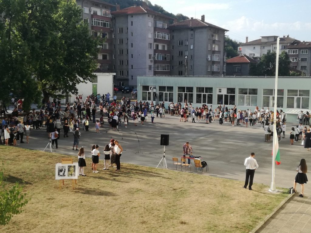 16 педагози от СУ "Райчо Каролев" са с коронавирус | Gabrovo News