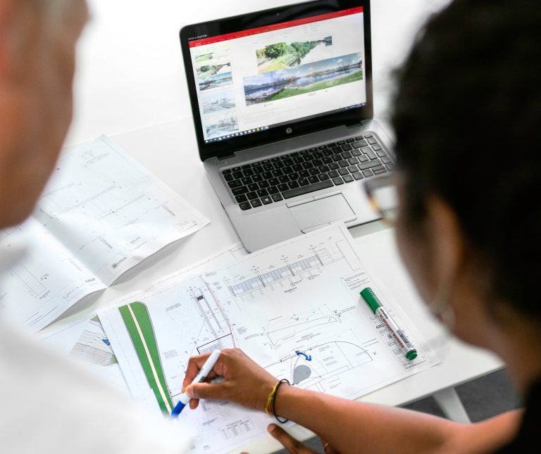 \"Еловица 1895\" АД търси инженер конструктор и инженер технолог ...