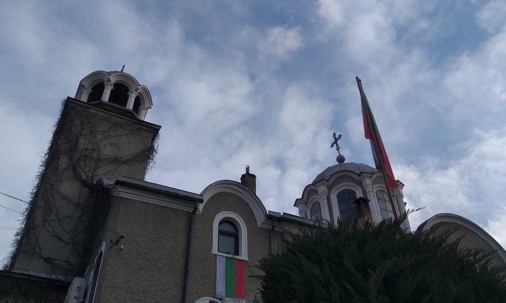 Полицията с препоръки за безопасност по Великденските празници ...