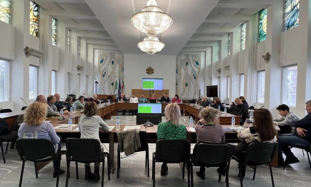 Камарата на строителите в България се срещна с местната власт в Габрово ...